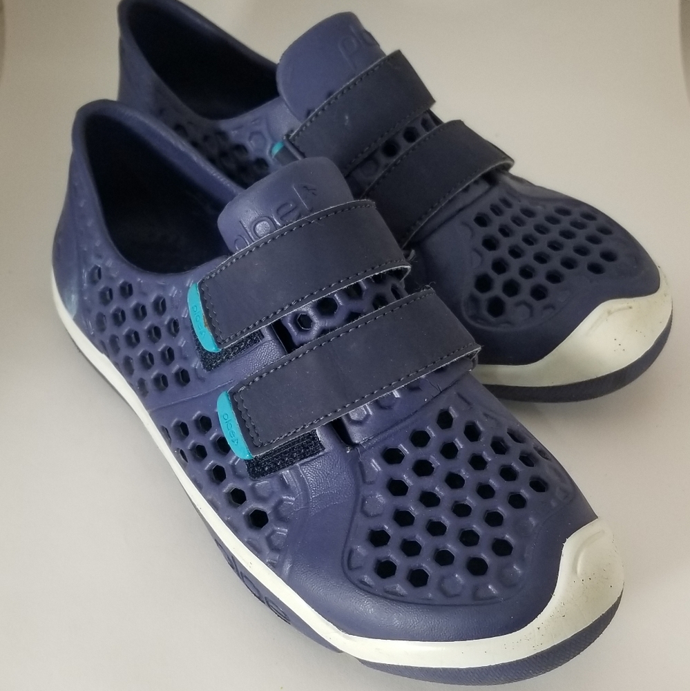 Plae mimo water shoes